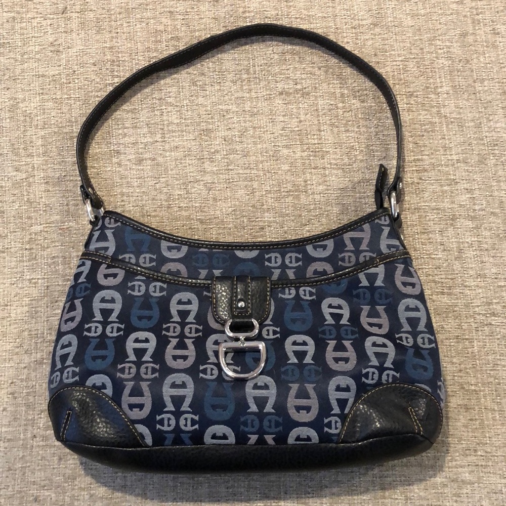 Etienner Aigner designer shoulder bag. Excellent condition great Christmas gift